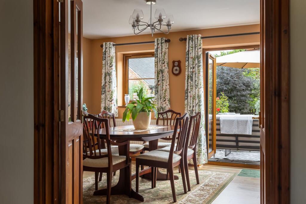 House in Worcester - View 4