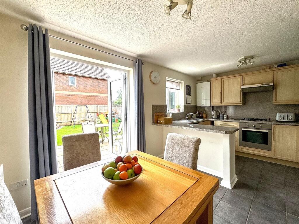 House in Bristol - View 3