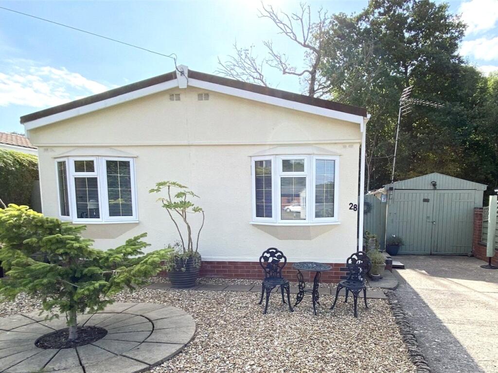 2-bed detached on Pool View Caravan Park, Buildwas, Telford, Shropshire, TF8, £110,000