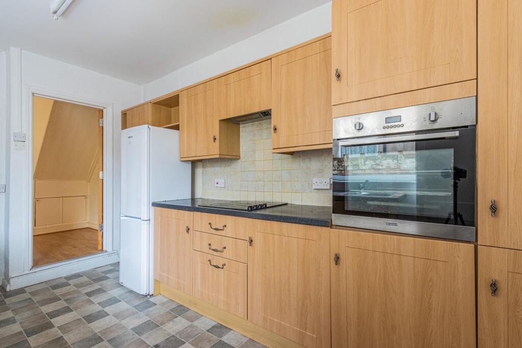 Lisvane Street, Cathays - View 4