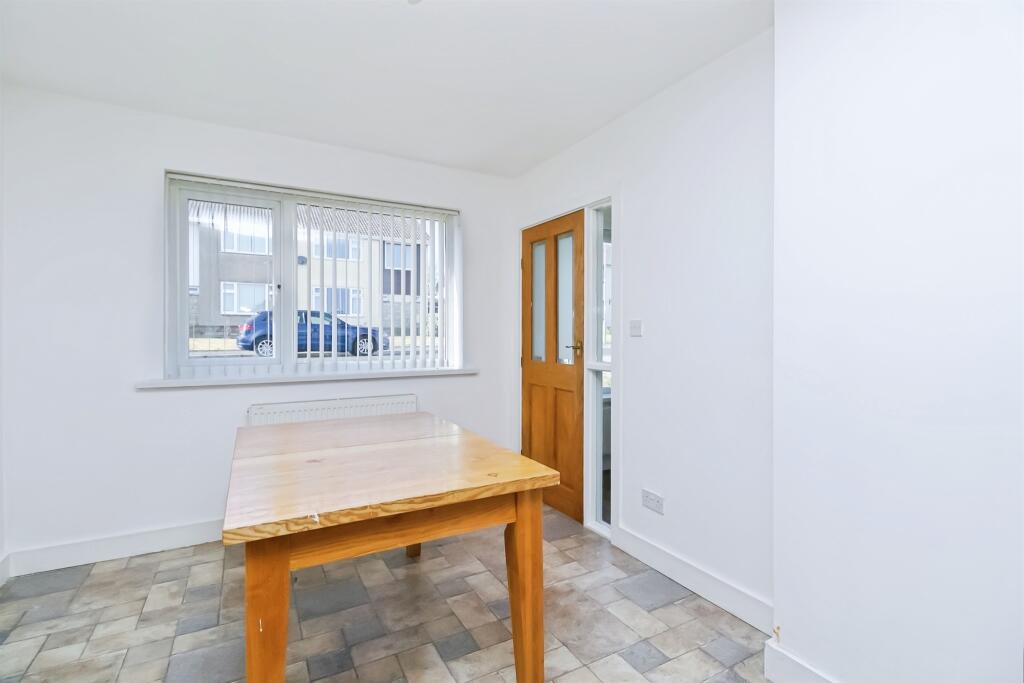 House in Llantwit Major, West Camp - View 4