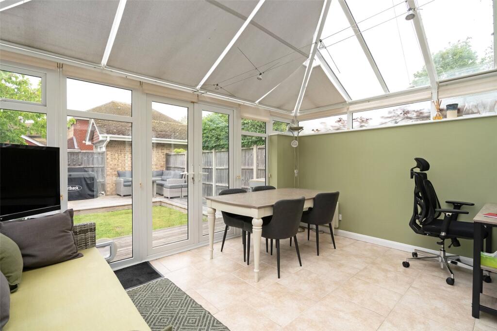 House in Basingstoke and Deane, Chineham - View 5