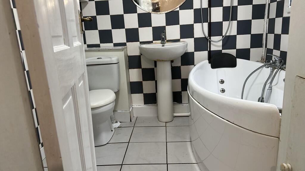 Additional image 11 of Hargate Lane, West Bromwich,West Midlands, B71