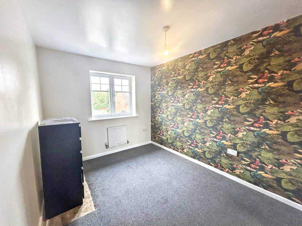 House in Walsall, West Midlands - More