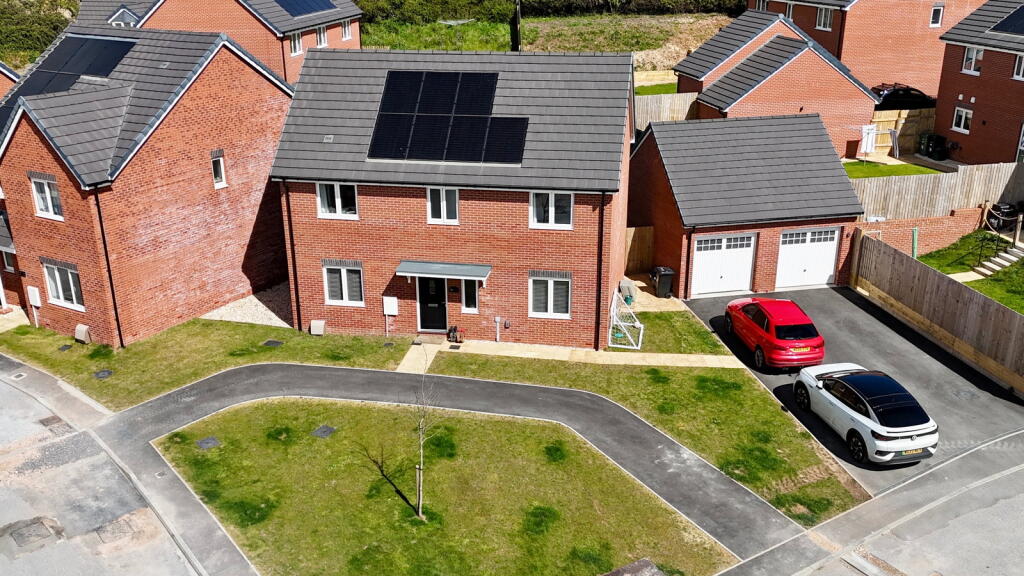 Main image of property: Kingsteignton, Newton Abbot, TQ12 3RW