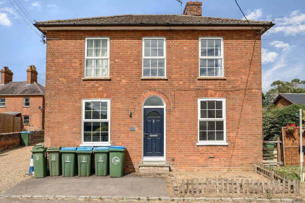 Main image of property: Bishopstone, Aylesbury, HP17