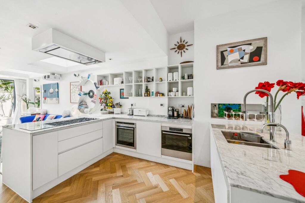 House in London, Wandsworth - More