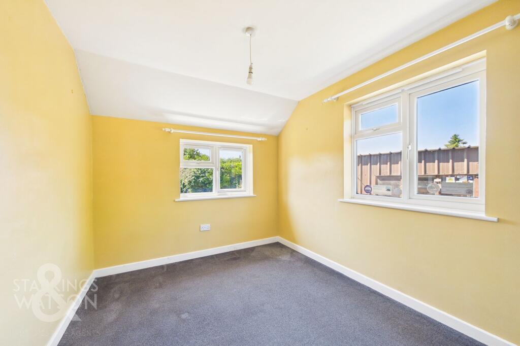 House in Ipswich - View 4