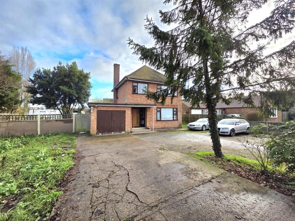 Main image of property: Clay Lake, Spalding Drove