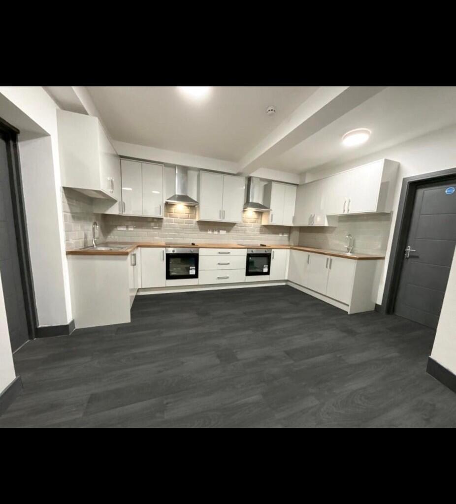 Main image of property: Dedworth Road, Windsor