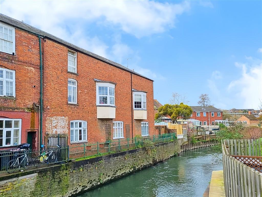 Main image of property: Waterloo Rooms, Vicarage Street, Leominster, Herefordshire, HR6 8DS