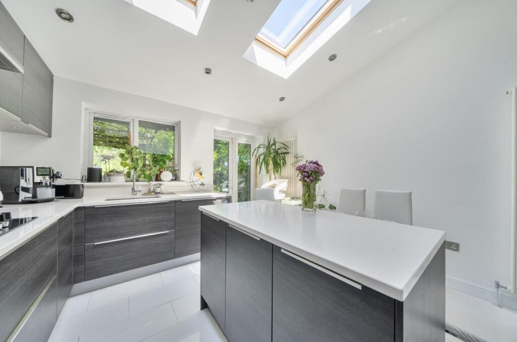House in London, Abbey Wood - View 3