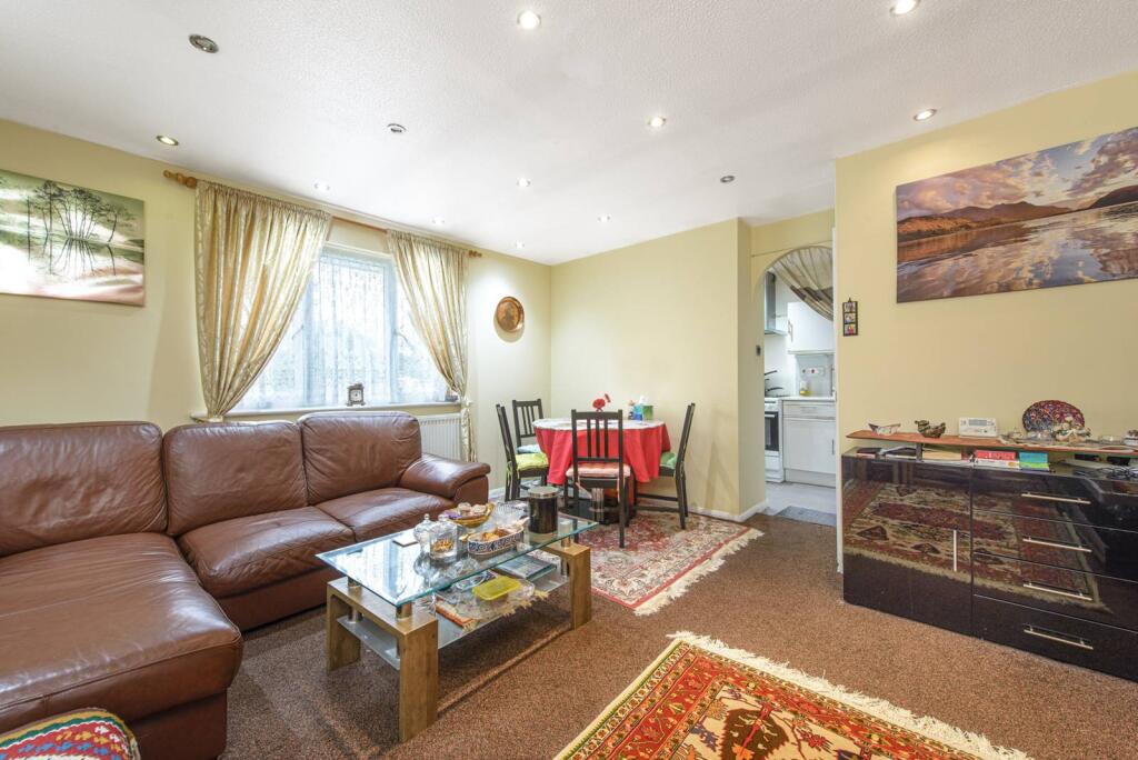Main image of property: Greenside Close, Barnet, London, N20