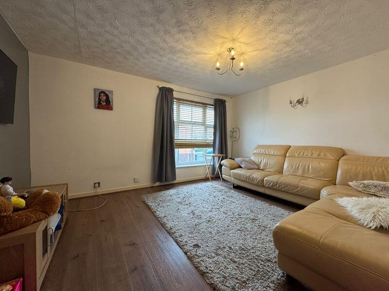 Apartment in Luton - View 2
