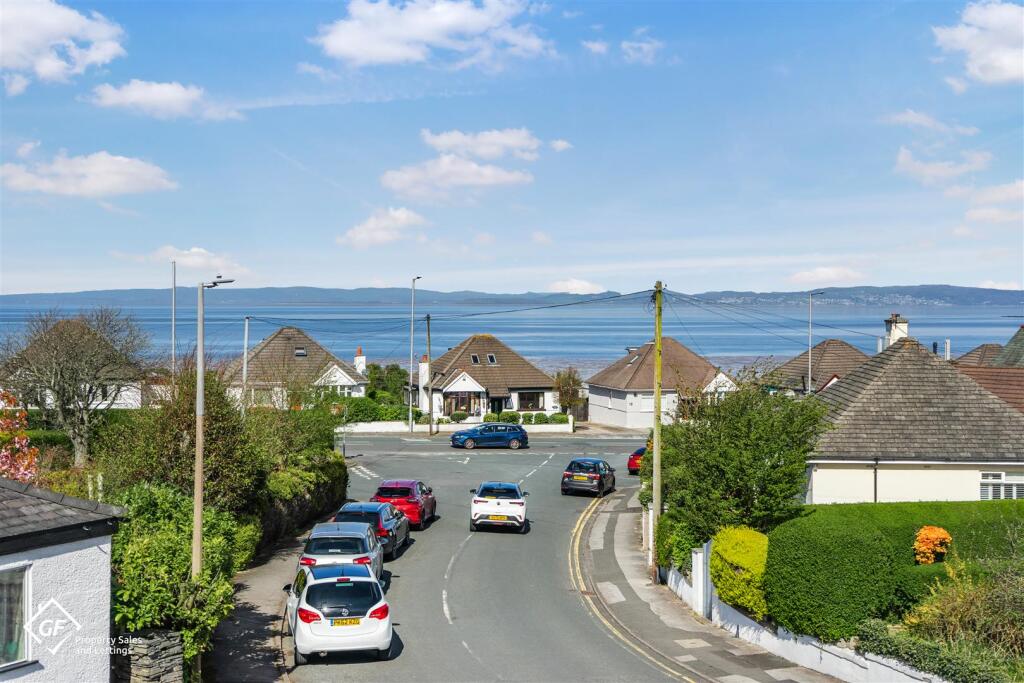 2-bed flat on The Crescent, Hest Bank, Lancaster, £275,000