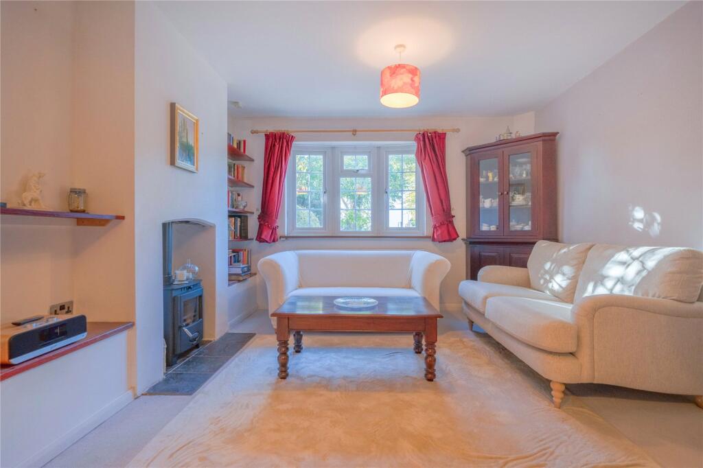High Street, Iver, Buckinghamshire, SL0 photo 2