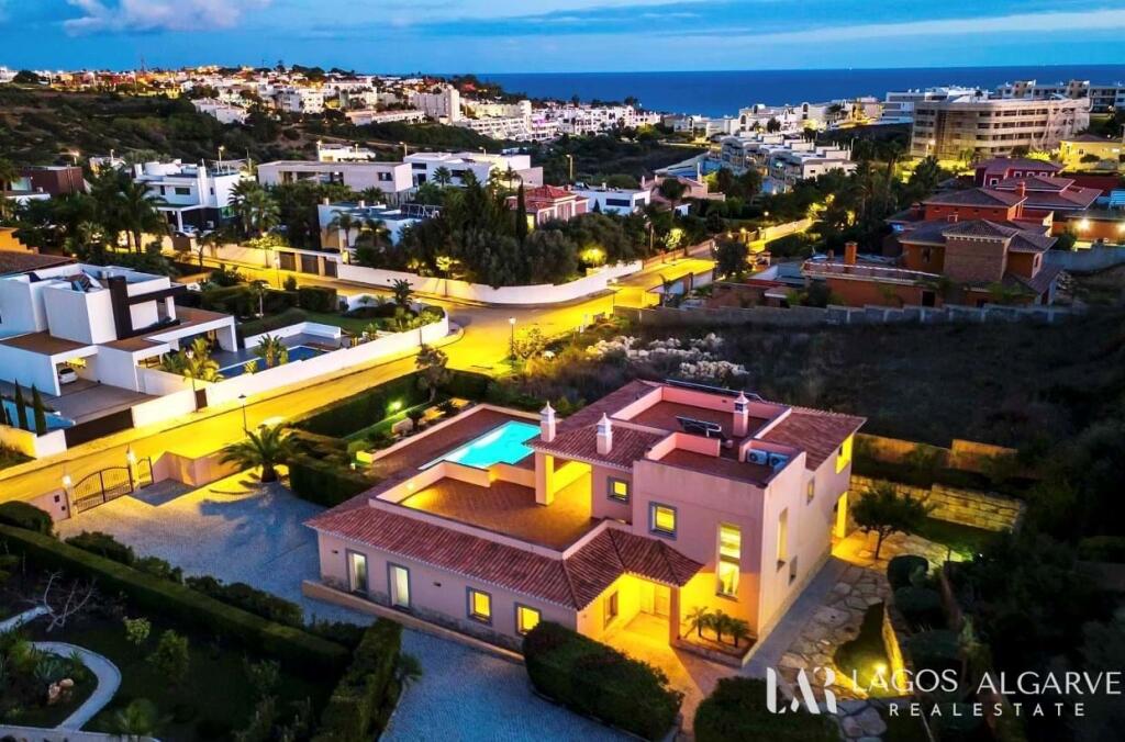 Main image of property: Algarve, Porto De Mos