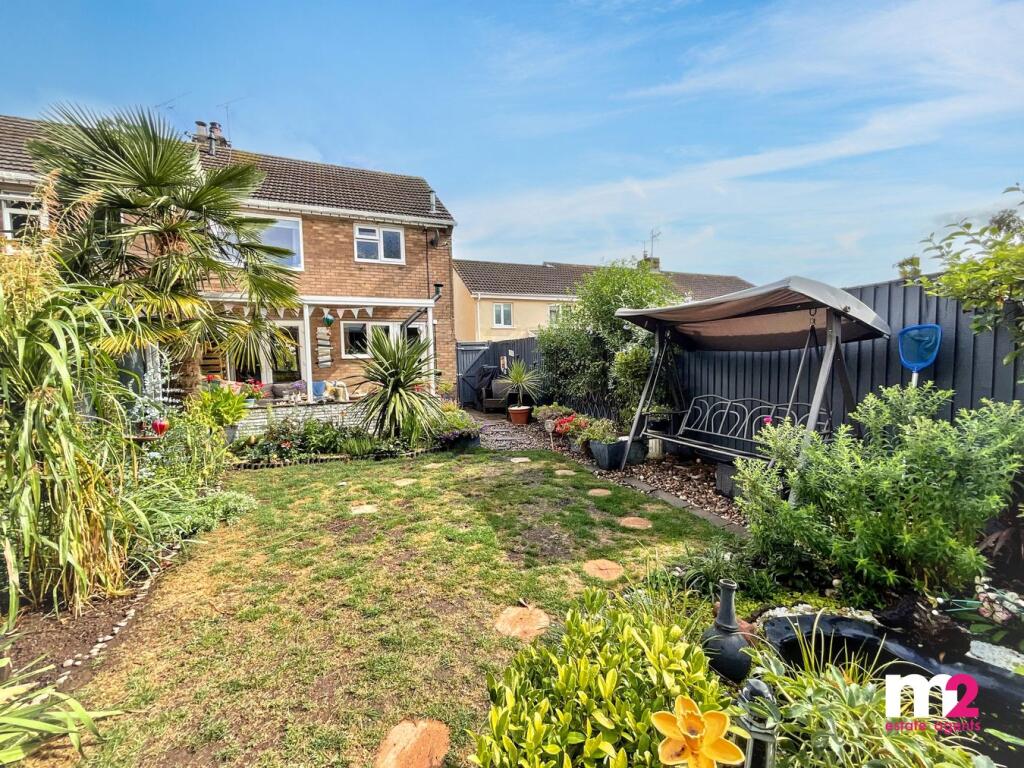 House in Newport - View 2
