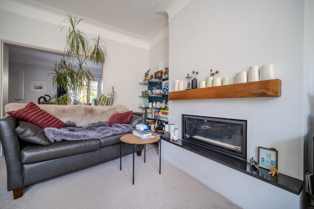Lushington Road, Eastbourne photo 3