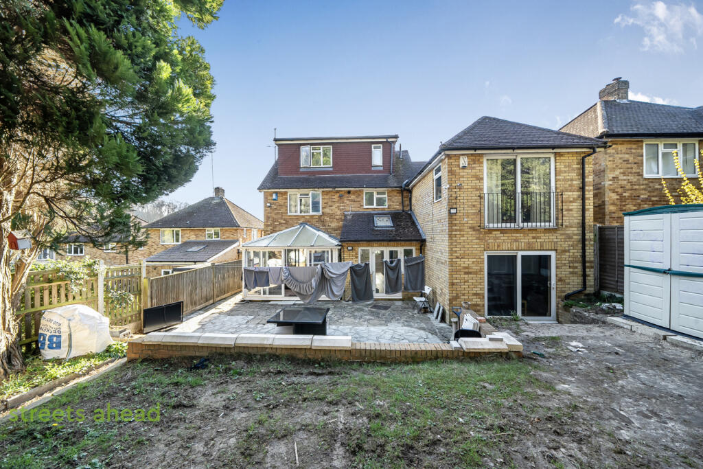 Main image of property: Chapel View, South Croydon, CR2