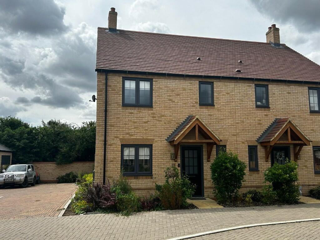 Main image of property: Dutton Gardens, SG19