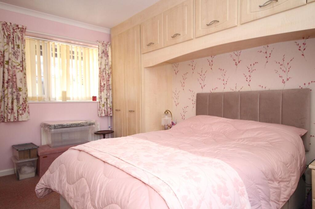 House in Letchworth, Hertfordshire - View 5