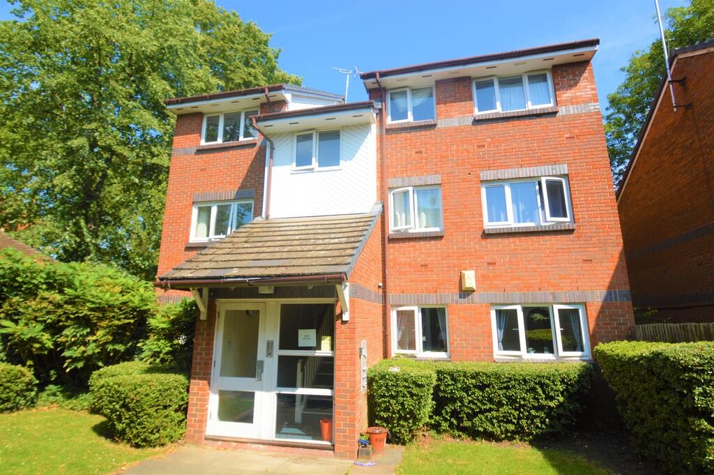 Main image of property: Red Lion Lane, London, SE18 4JH