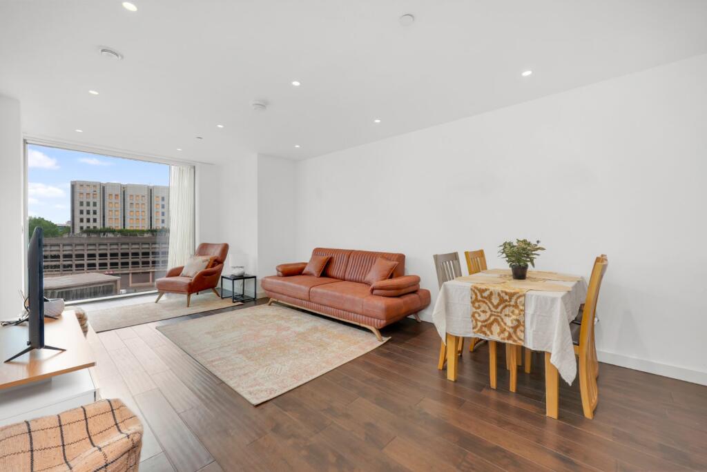 Main image of property: Royal Mint Street, E1