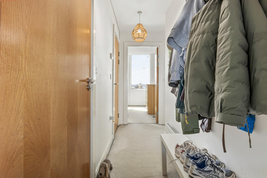 Apartment in Liverpool, Waterfront, Vauxhall - View 5
