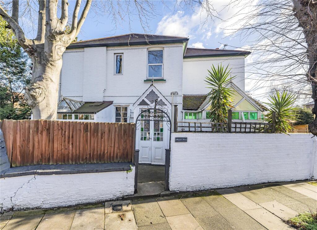 Main image of property: The Avenue, St Margarets