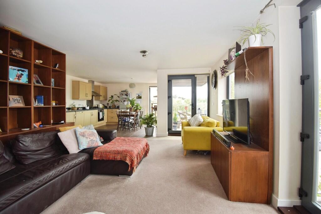 Apartment in Worcester, St Peters, Diglis - View 4