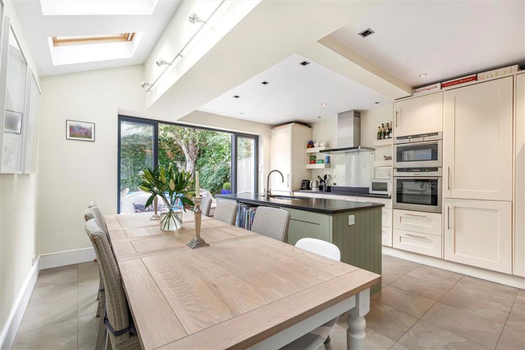 House in London, Mortlake - View 5