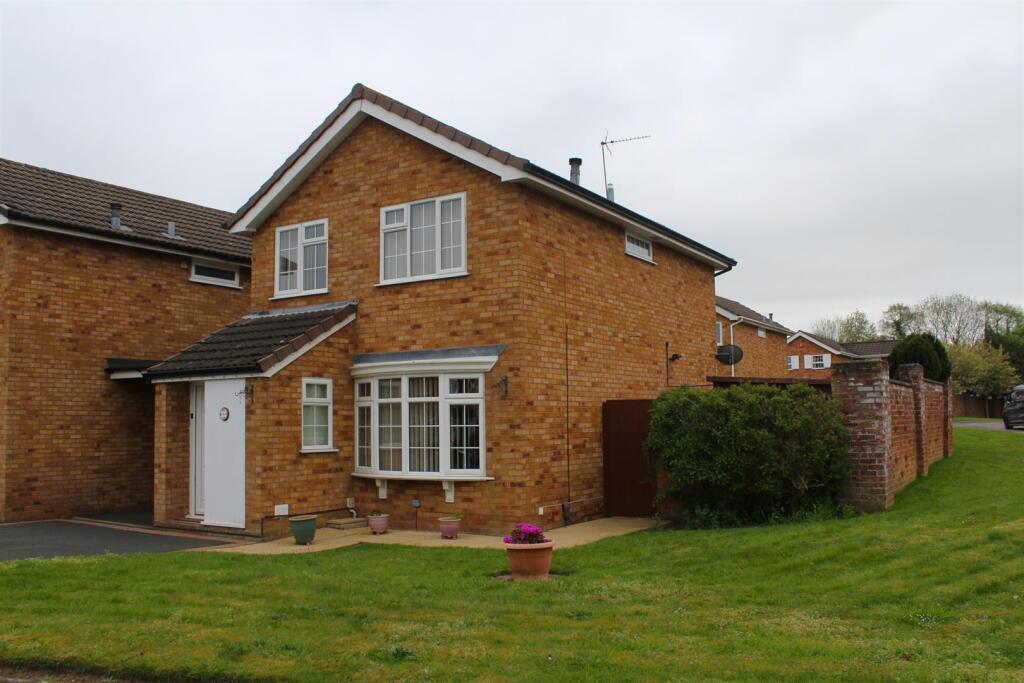Main image of property: Walnut Close, Newport