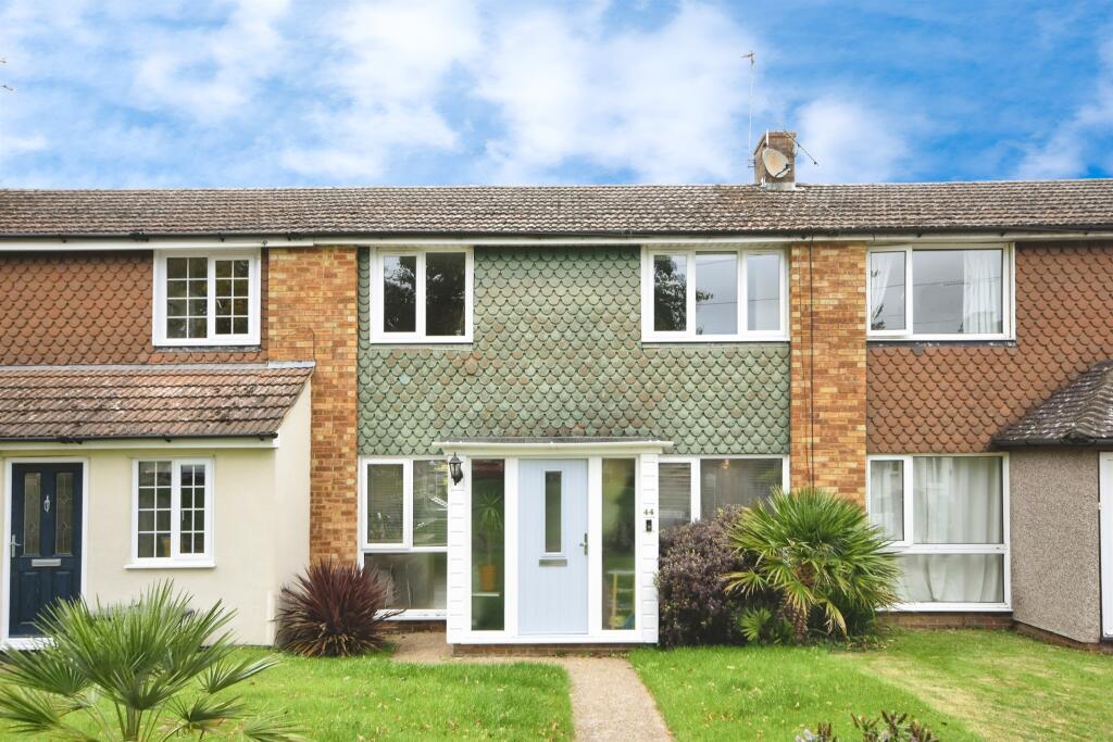 3-bed terraced on Crow Green Lane, Pilgrims Hatch, BRENTWOOD, £400,000