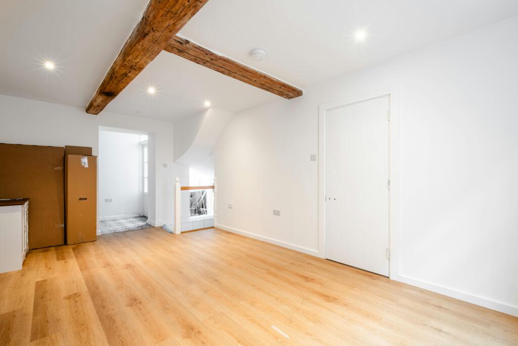 Crispin St 46  Low Res 27.jpg