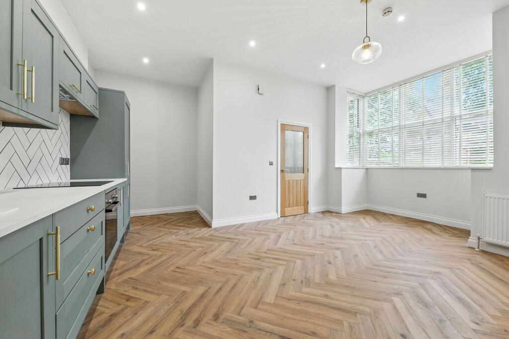 Main image of property: Shaftesbury Avenue, Roundhay, Leeds