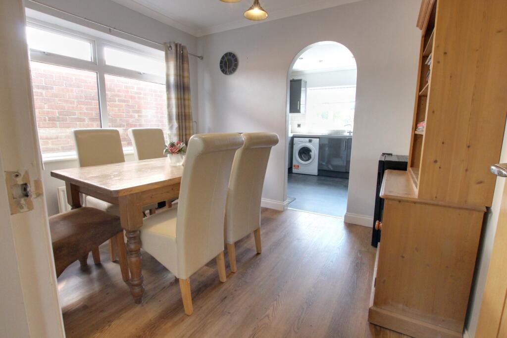 Hawthorn Road, Horndean photo 3