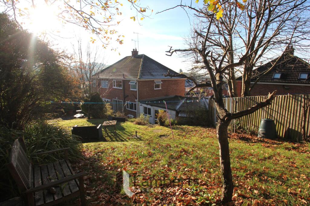 Additional image 4 of Wychwood Drive, Hunt End, B97