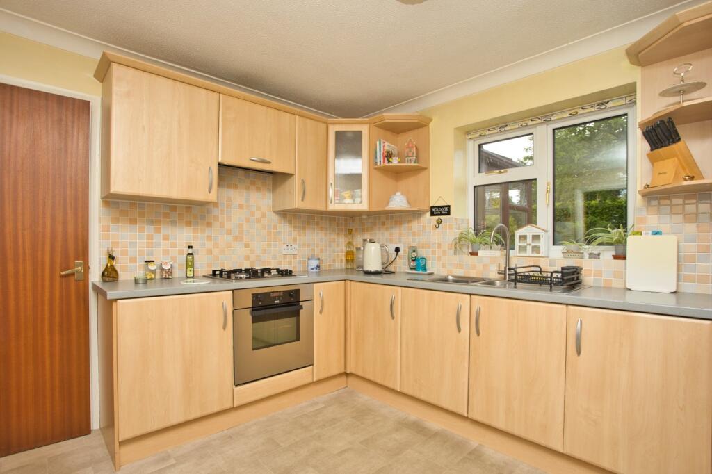 House in Folkestone, Broadmead - View 5