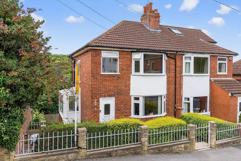 Main image of property: Outwood Walk, Horsforth, LS18