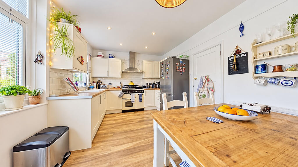 House in Canterbury - View 4