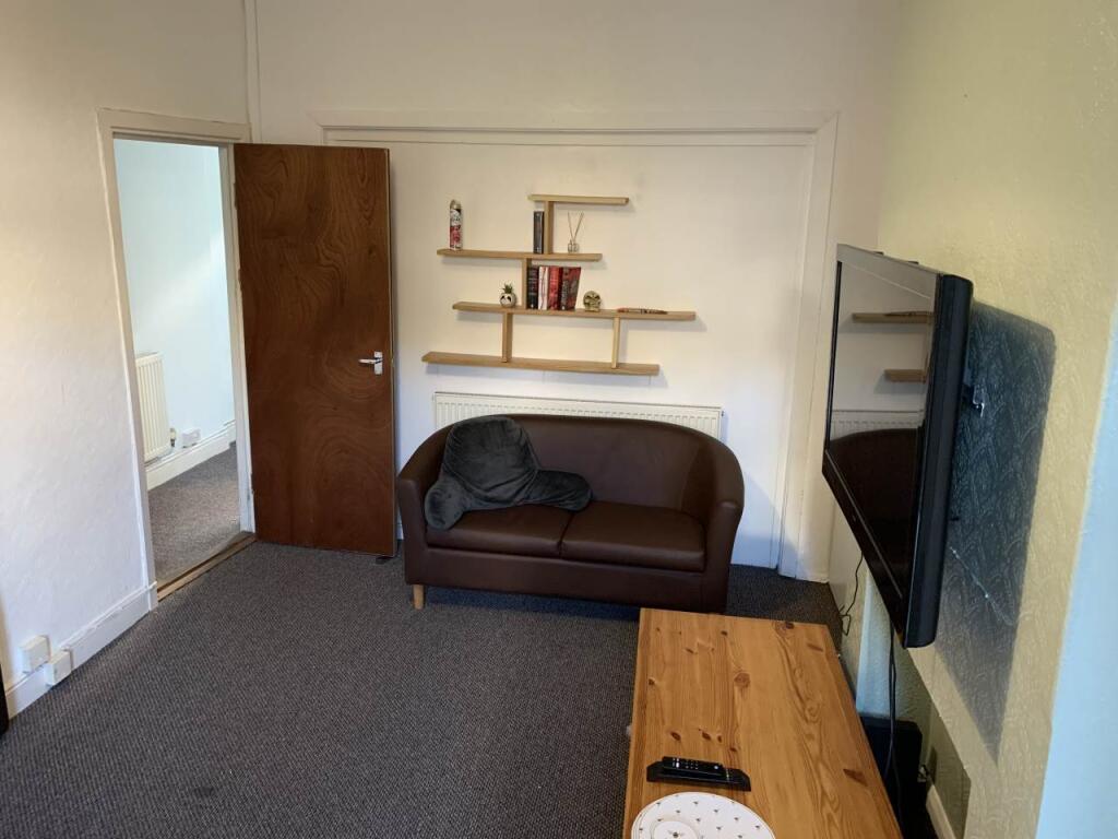 House in Cardiff, Tredegarville, Roath - View 4