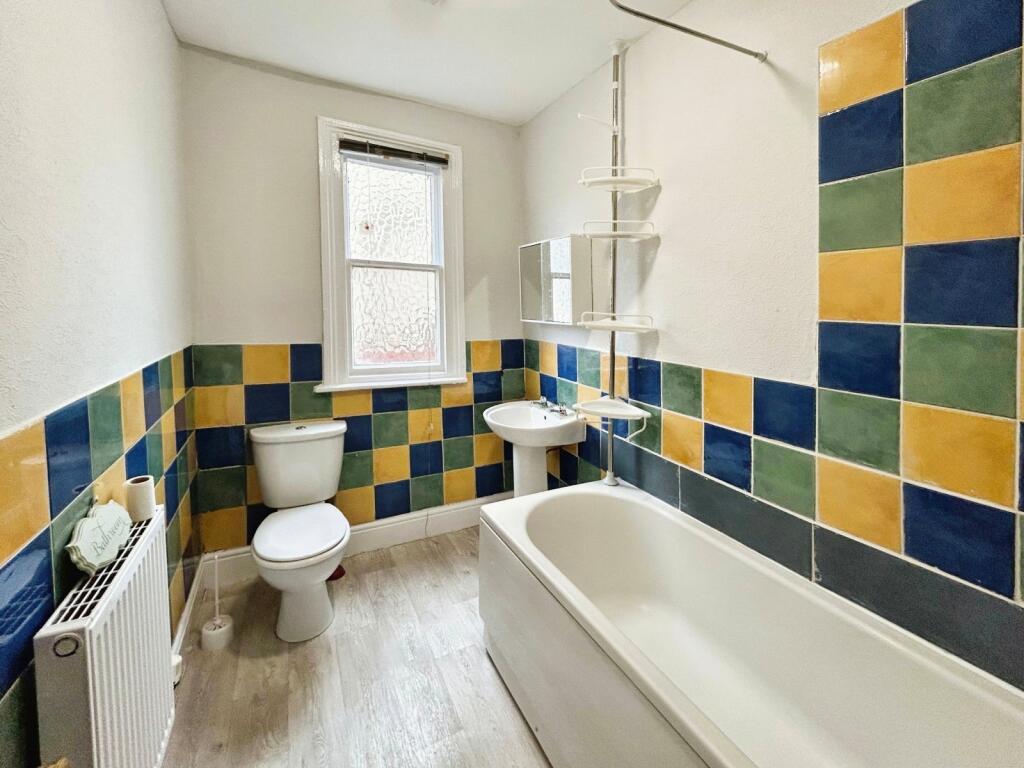 Apartment in Manchester - More