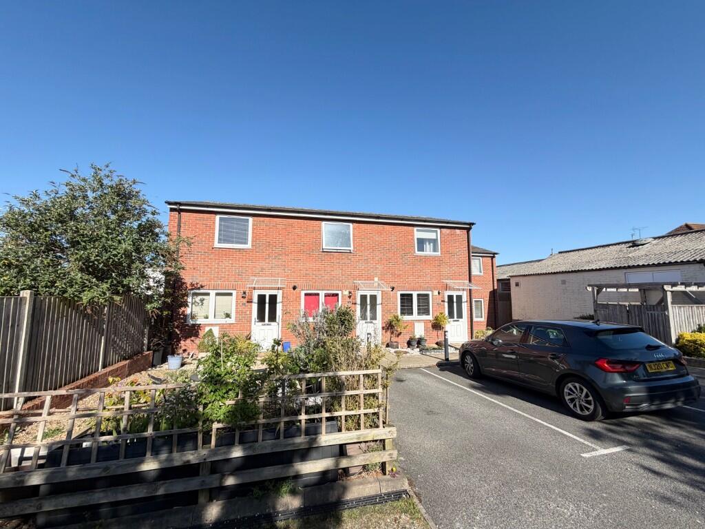 Main image of property: Hanover Close, Christchurch, Dorset, BH23