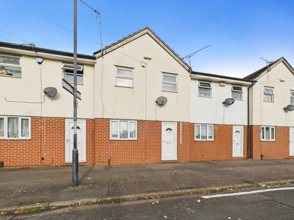 2-bed house on The Terrace Roe Farm Lane, Chaddesden, £140,000