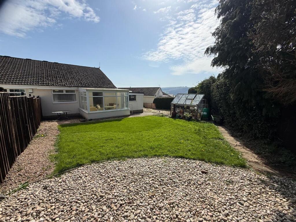 Additional image 17 of Rombalds Crescent, Silsden,