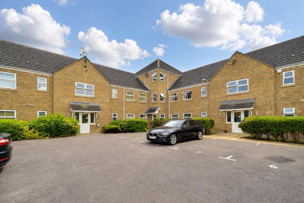 Apartment in Huntingdonshire, Huntingdon - View 2