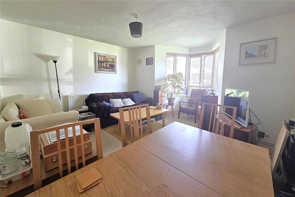 Soberton Road, Havant, Hampshire, PO9 - View 5