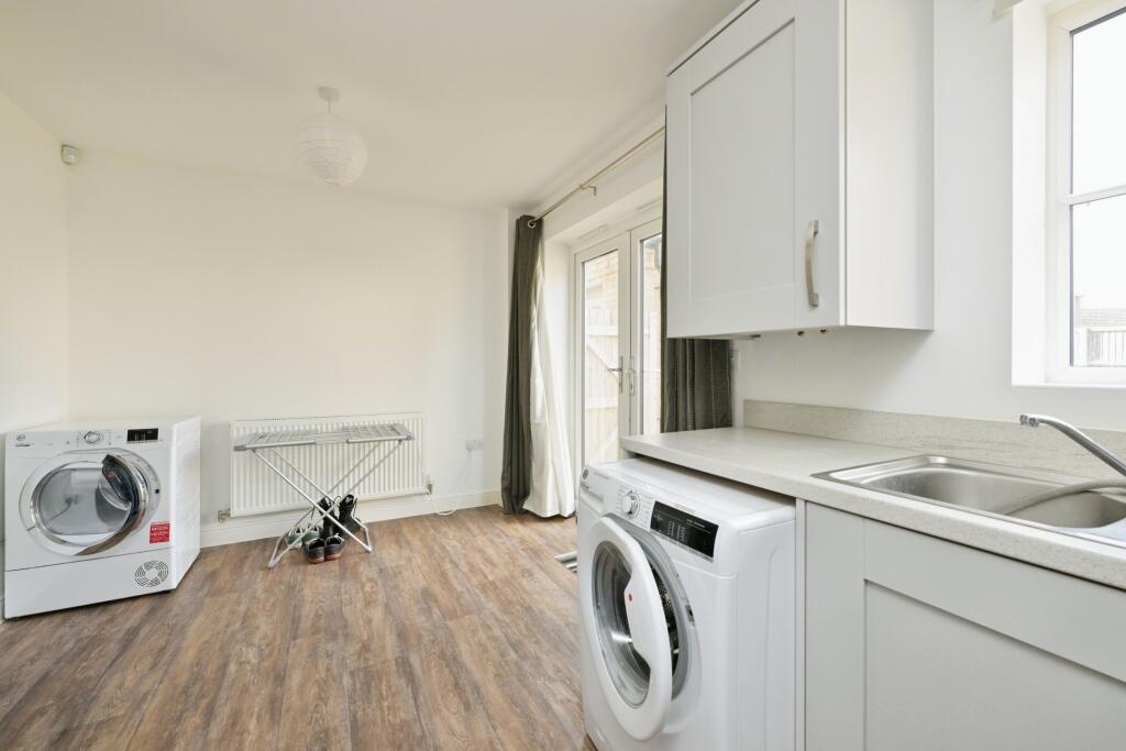 Hunnane Drive, Huntingdon, PE28 photo 3