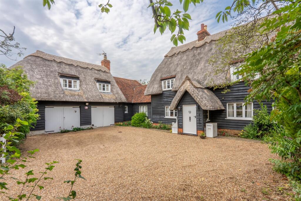 Main image of property: Matching Green, Harlow